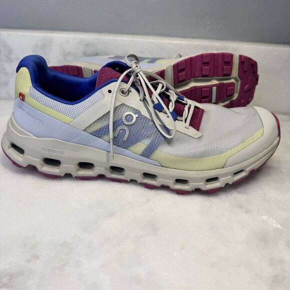 On Running Pink Athletic Shoes Lightweight Performance - Picture 3 of 12